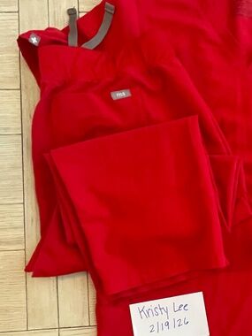 Figs Livingston PANTS, pop RED XLT